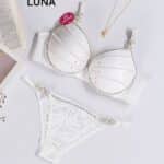 موديل اندر وبرا مرصع كرستال كود 8042